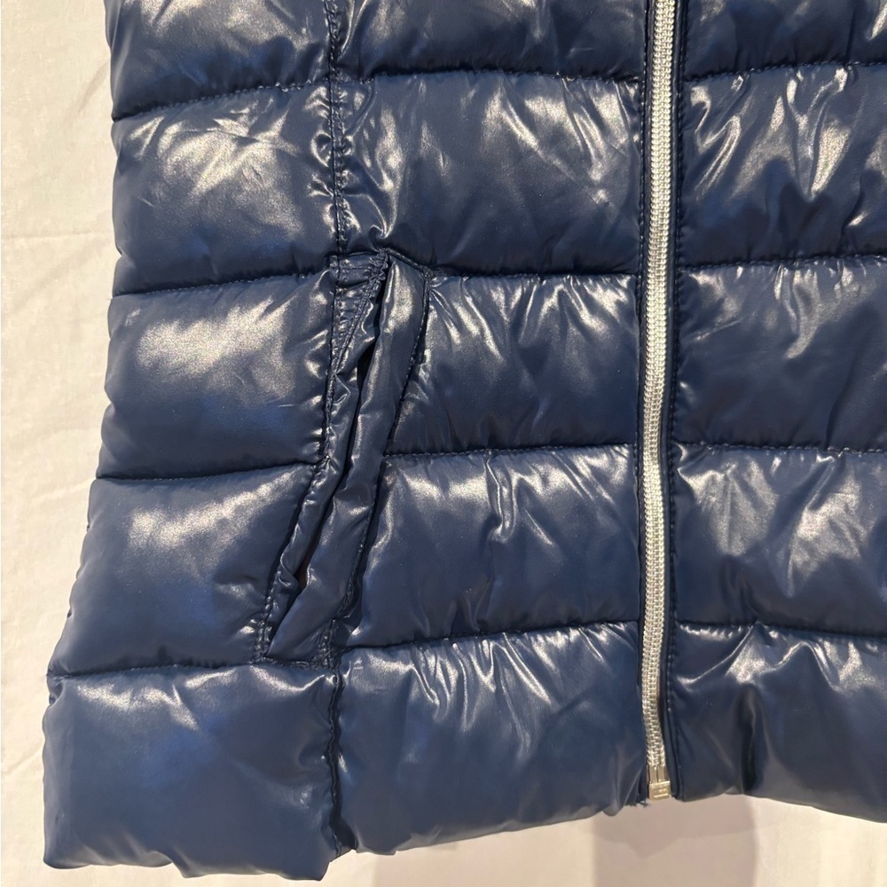 United Colors Of Benetton Dark Blue Puffer Vest with Hood - Picture 2 of 8